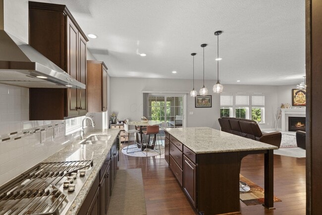 Building Photo - 6412 Dicesare Lp