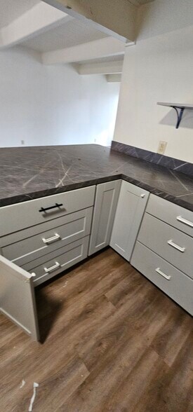 Building Photo - 824 N 70th St