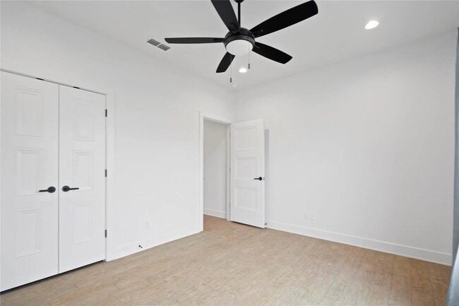 Building Photo - 4533 Seals Ln