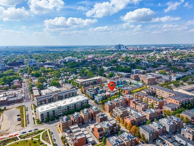 Building Photo - 801 N 6th St