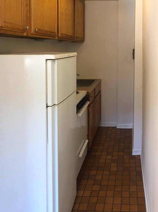 Building Photo - 1430 N Dearborn St