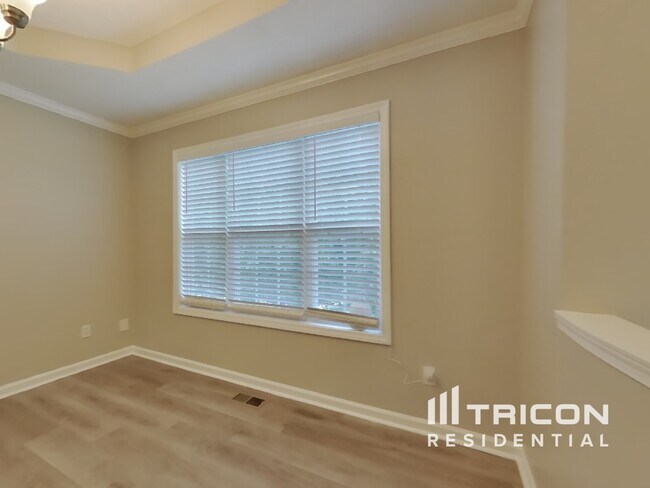 Building Photo - 7258 Brittany Way