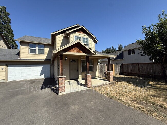 Building Photo - 6810 Aster St