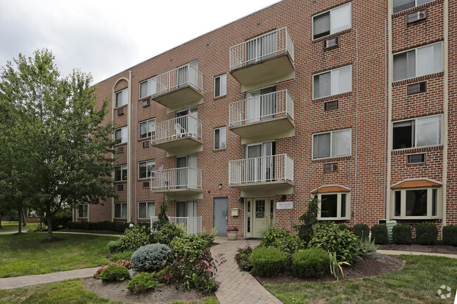 sdk stratford apartments wilmington de apartment finder