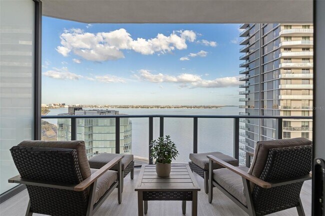 Building Photo - 3015 S Ysabella Ave