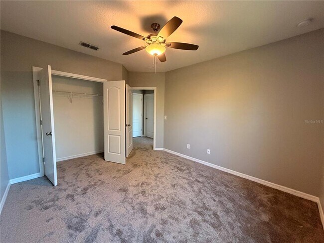 Building Photo - 3520 Seneca Club Loop