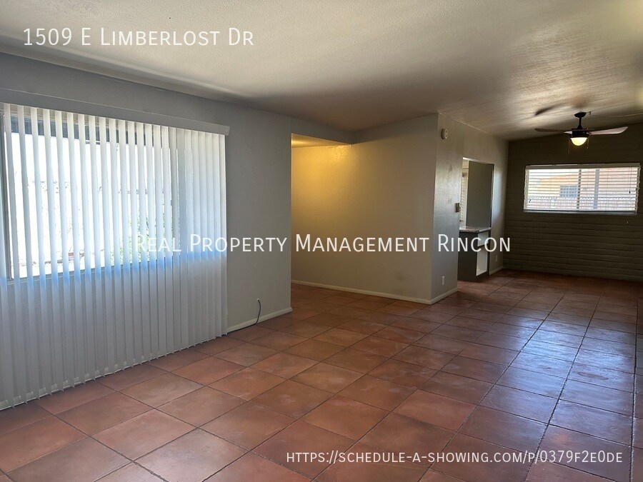 Building Photo - 1509 E Limberlost Dr