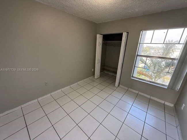 Building Photo - 7105 W 13th Ave