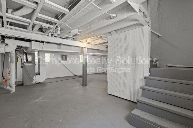Building Photo - 40 S Hartnett Ave
