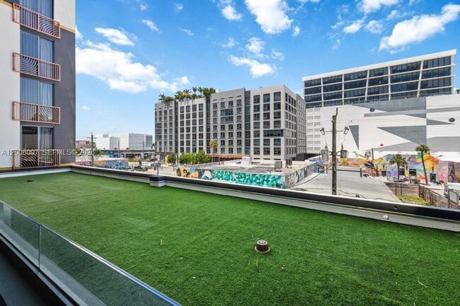 Building Photo - 2700 NW 2nd Ave