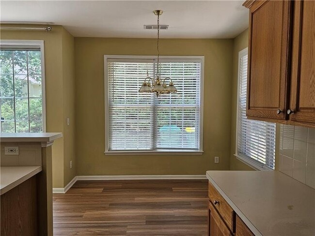 Building Photo - 5064 Coventry Park Ct