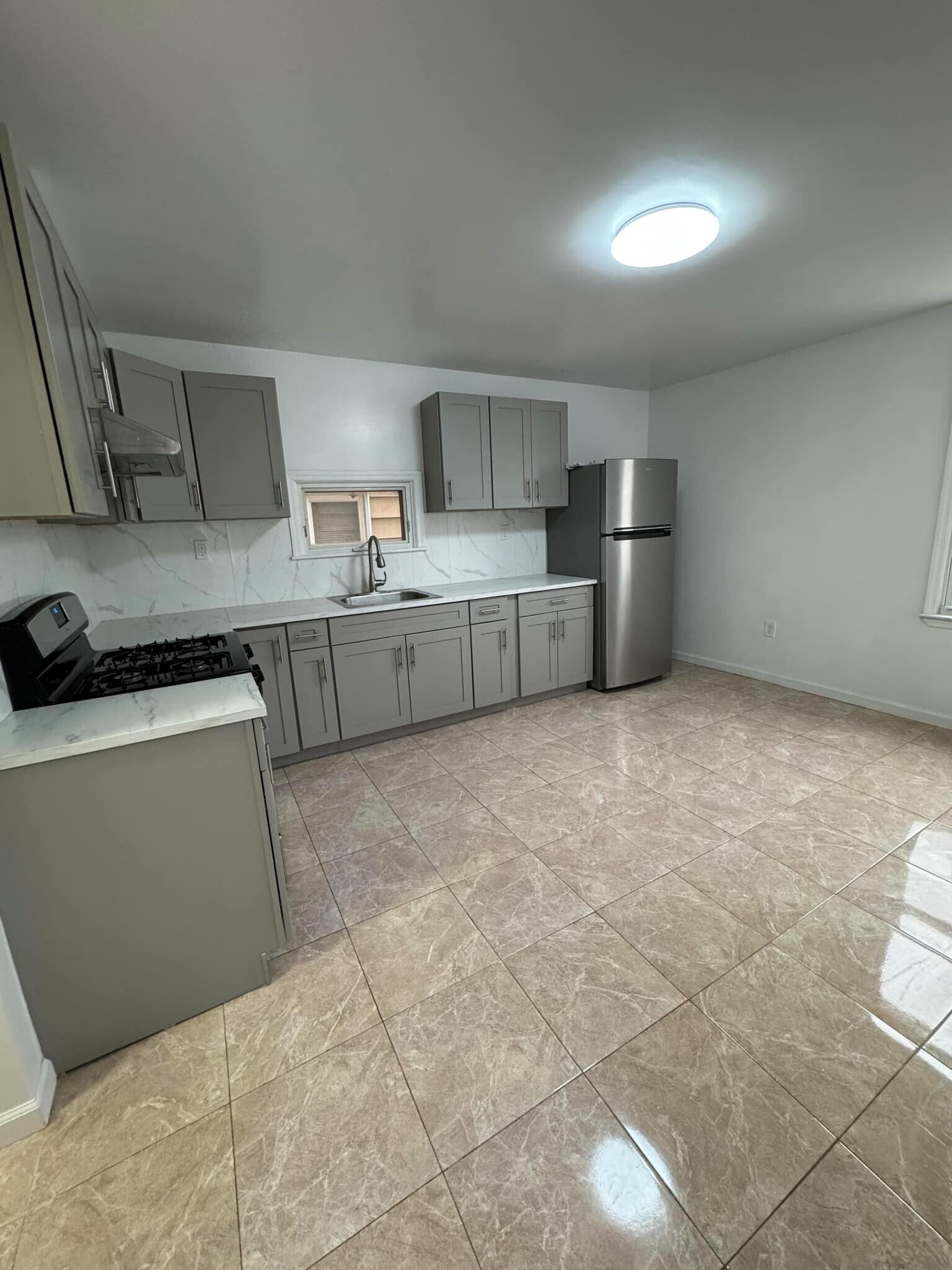 Building Photo - 50 Tappan St