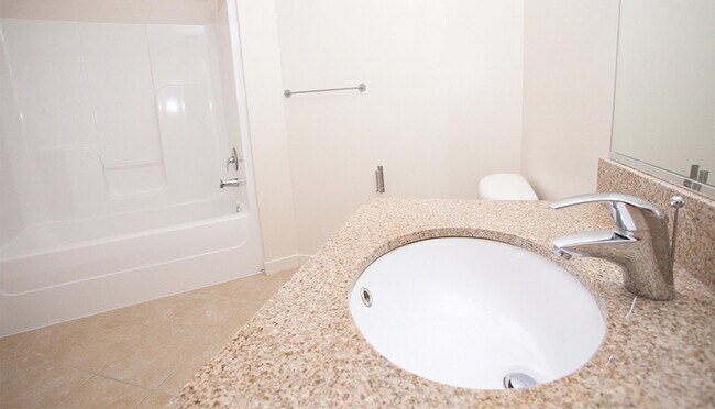 Building Photo - 242 E Water St