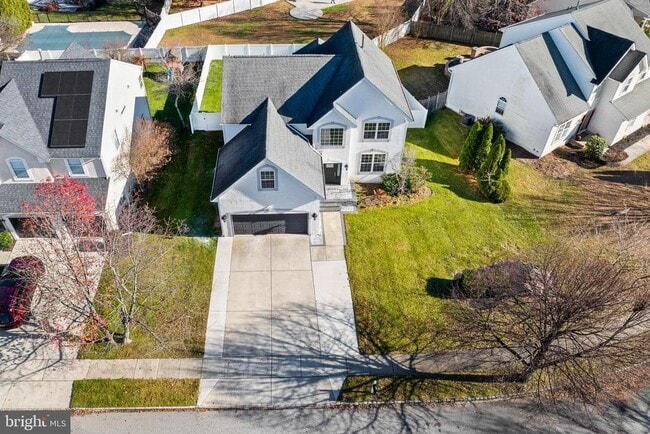 Building Photo - 217 Spruce Trail