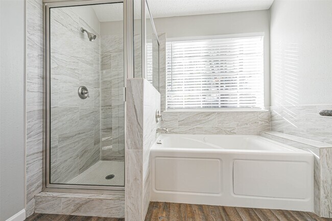Building Photo - 5507 Village Springs Dr