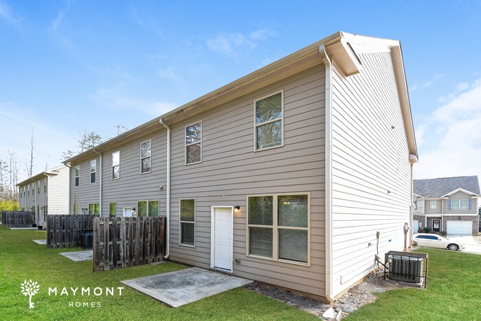 Building Photo - 3263 Pennington Dr