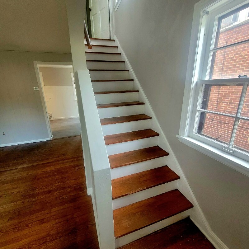 Building Photo - 5713 South Blvd