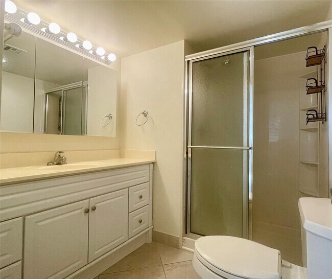 Building Photo - 2430 DC Country Club Boulevard