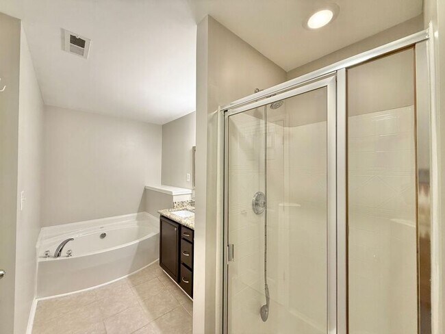 Building Photo - 200 Courthouse Dr