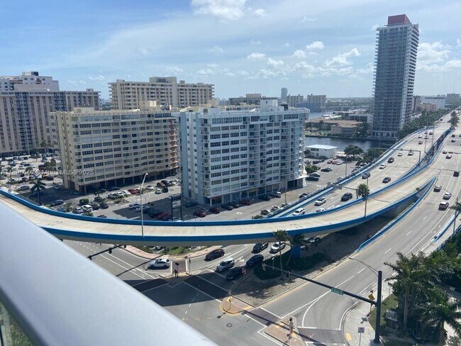 Building Photo - 1801 S Ocean Dr