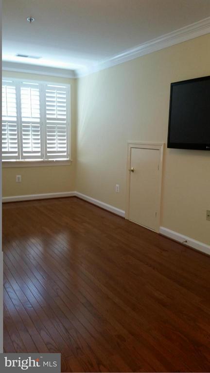 Building Photo - 1632 Colonial Hills Dr