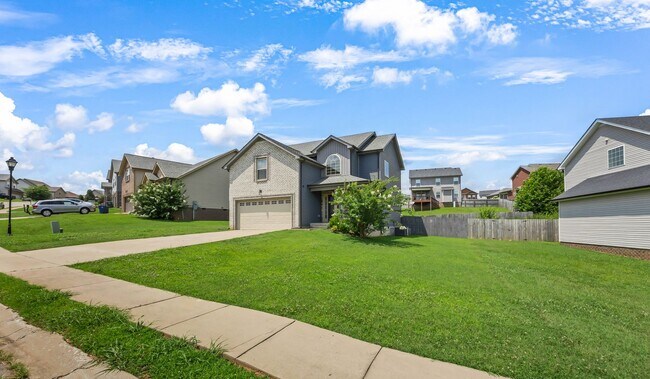 Building Photo - 843 Crestone Ln