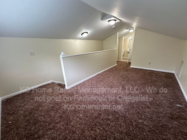 Building Photo - 1127 Sherman Ave