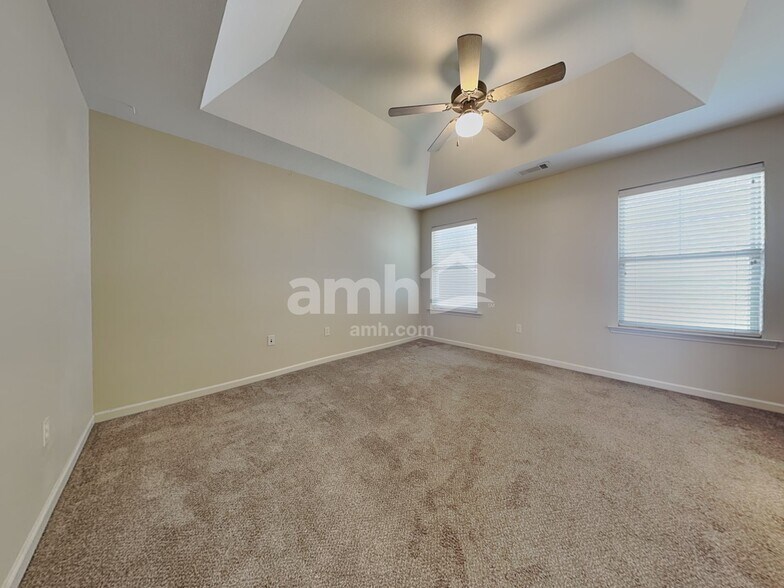 Building Photo - 1523 Bailey Park Ln