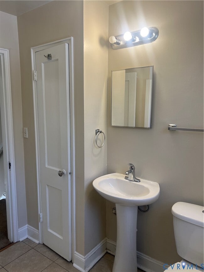 Building Photo - 101 Monticello Dr