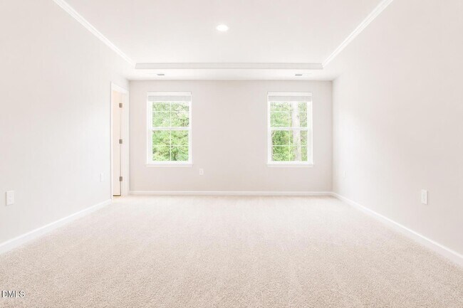 Building Photo - 225 Peebles Dr