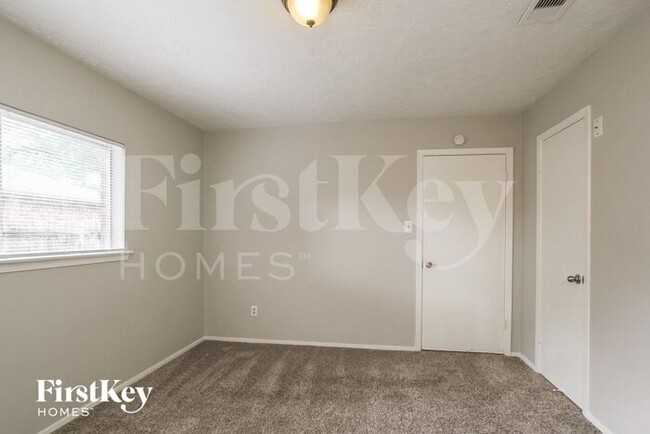 Building Photo - 503 Brandywyne Dr