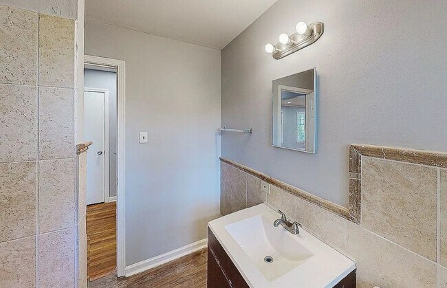 Building Photo - 1769 Timothy Dr SW