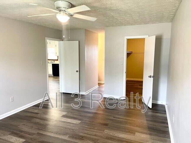 Building Photo - 116 Fairhaven Ct