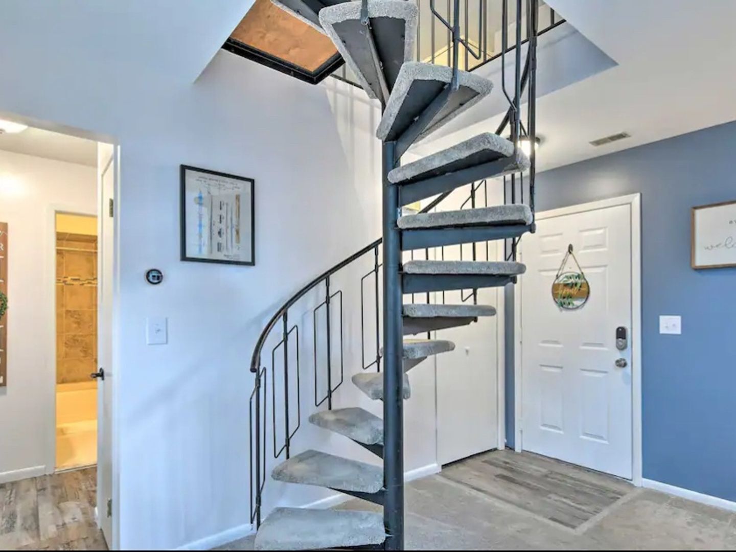 Building Photo - 7 Pevero Dr