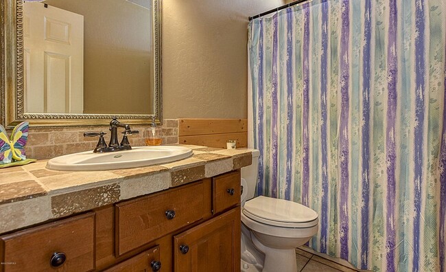 Building Photo - Three Bedroom, Two Bath home with RV Parking!