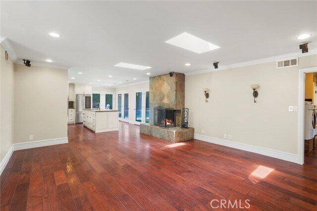 Building Photo - 1011 S Montezuma Way