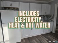 Building Photo - 73 Meridian St