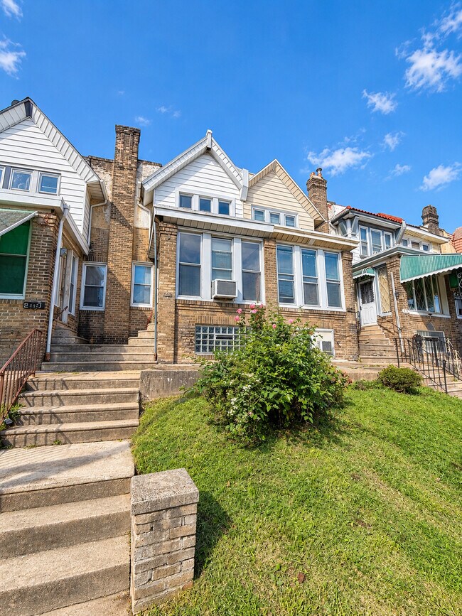 Building Photo - 2112 N 57th St
