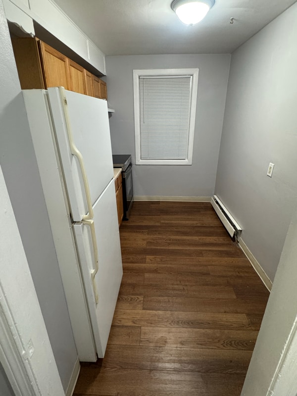 Building Photo - 240 E Avon Rd