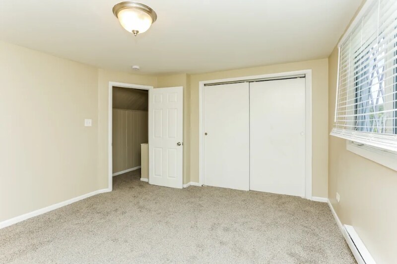Building Photo - 9137 S 54th Ave