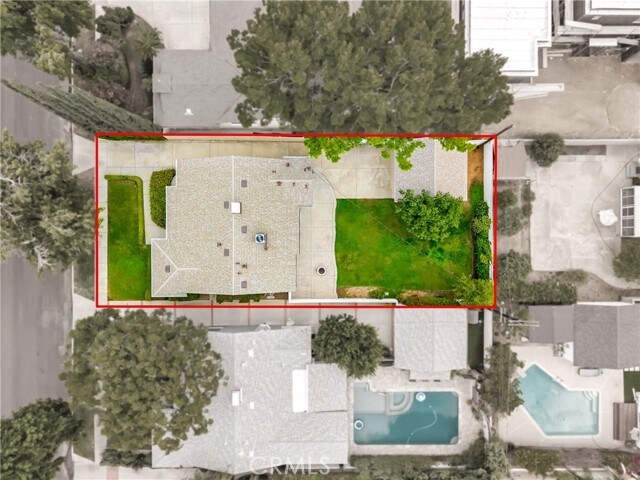 Building Photo - 4833 Longridge Ave