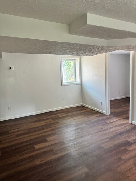 Building Photo - 4507 S 15th St