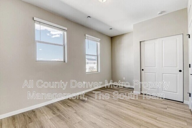 Building Photo - 15312 W 69th Dr