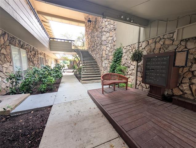 Building Photo - 2923 Shelby Ave