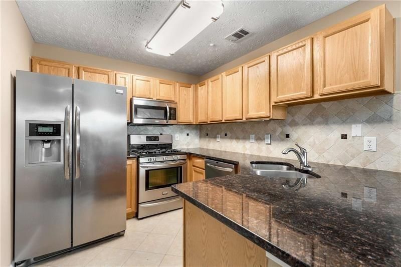 Building Photo - 13387 Aventide Ln