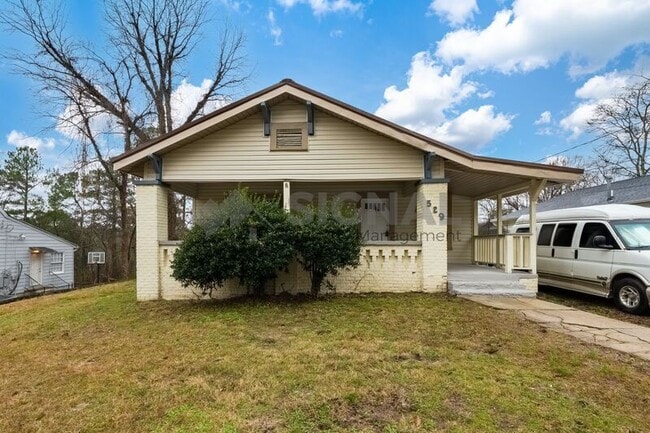 Building Photo - 529 Telford Ln