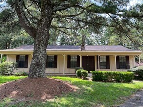 Building Photo - 3/2 in Claremont Subdivision