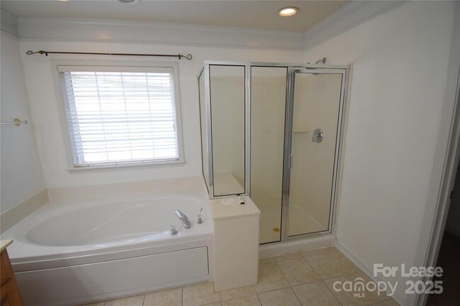 Building Photo - 9936 Corrystone Dr