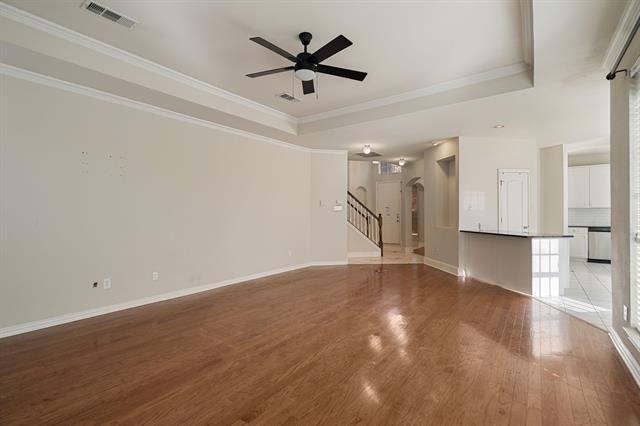 Building Photo - 7905 Pirates Cove Dr