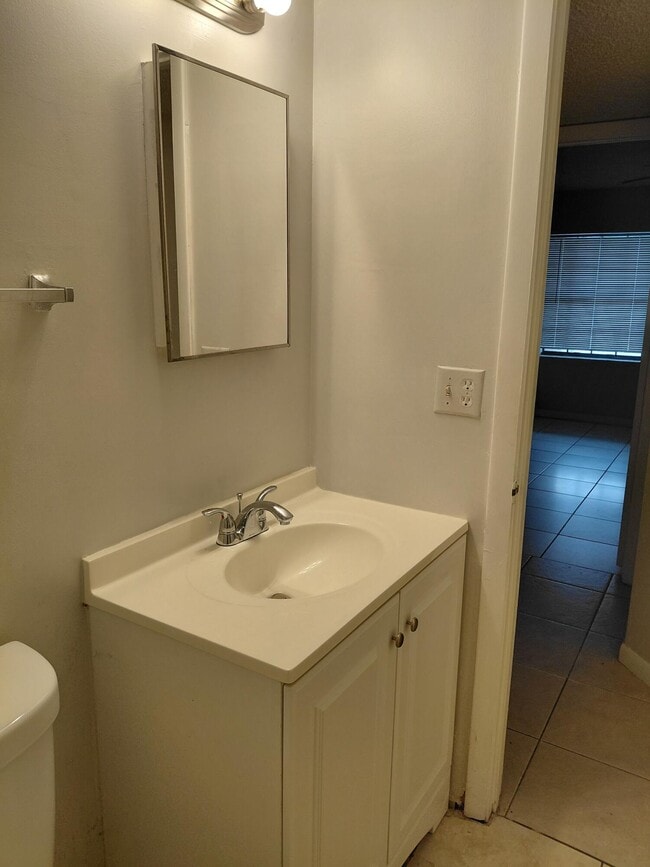 Building Photo - 4225 S 57th Ave